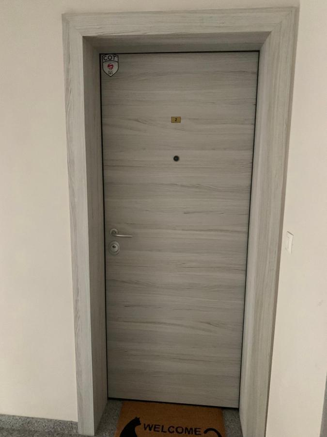 Comfortme Apartment Sofia Bagian luar foto