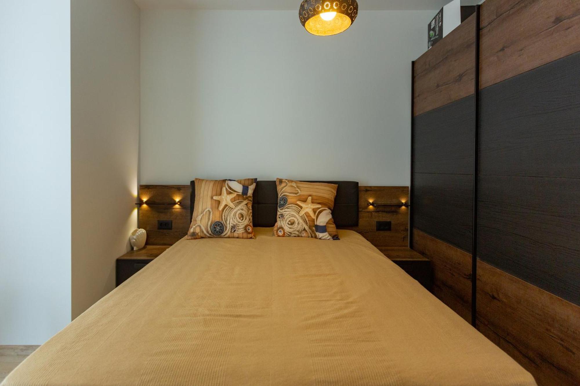 Comfortme Apartment Sofia Bagian luar foto